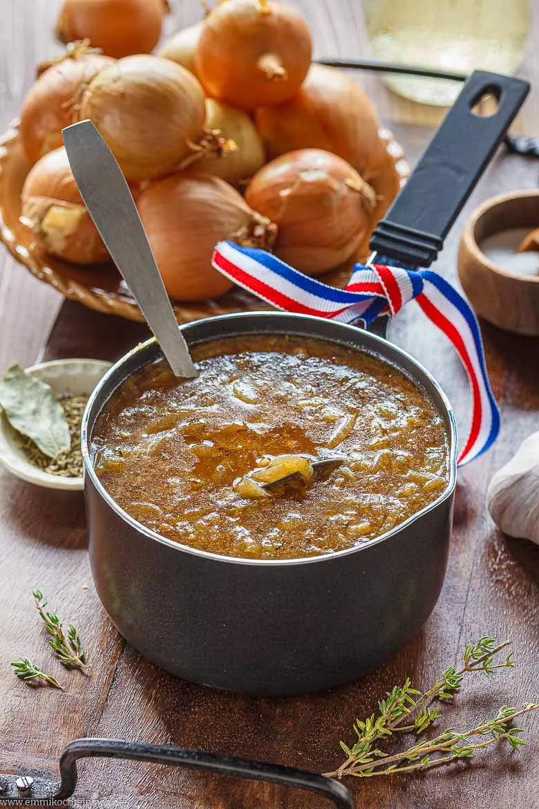 Zwiebelsuppe Rezept einfach