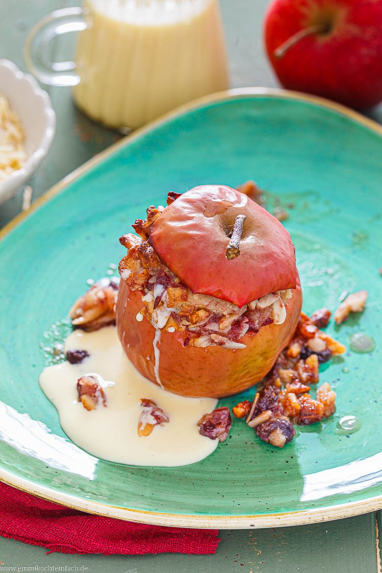 Bratapfel mit Vanillesoße