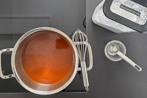 Mit Speisestärke eindicken