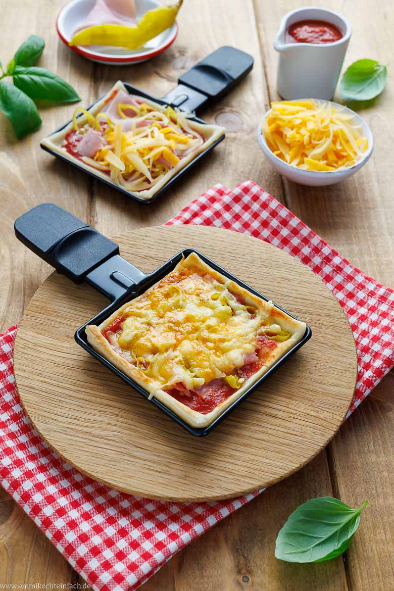 Pfännchen mit Schinken und Pfefferonen