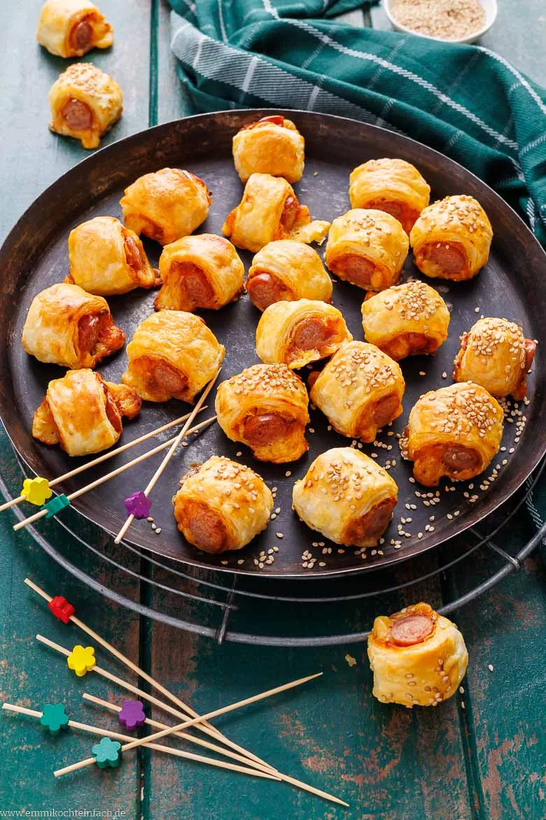 Würstchen im Schlafrock einfach und schnell selber machen