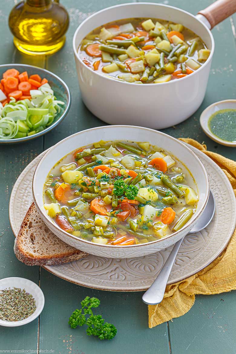 Vegan und vegetarischer Gemüseeintopf