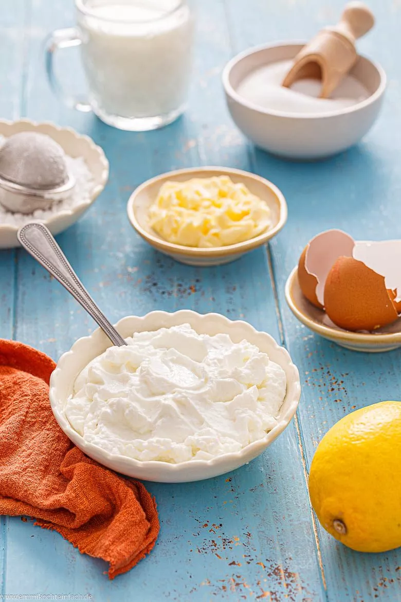 Zutaten f&uuml;r K&auml;sekuchen ohne Boden