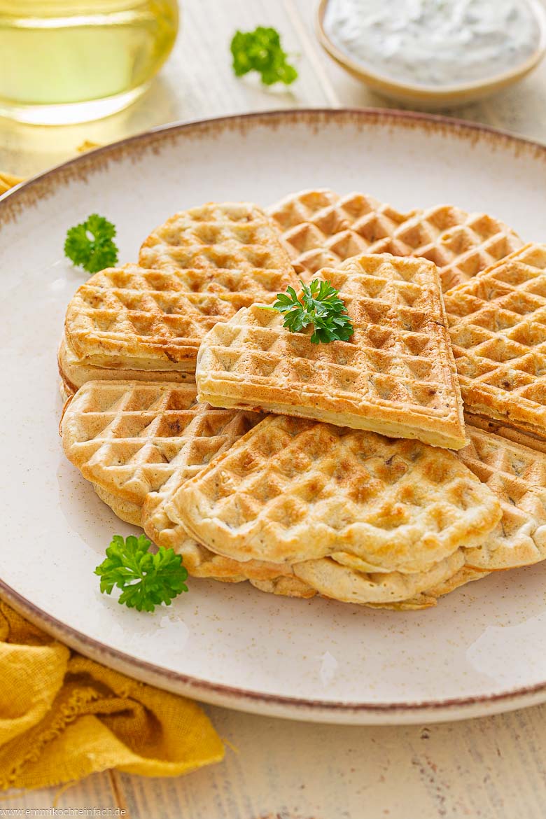 Vegetarisch und knusprig: herzhafte Waffeln