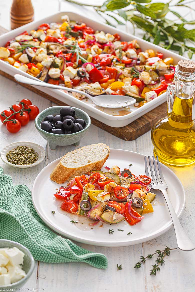 R&ouml;stgem&uuml;se mit Feta-K&auml;se vom Backblech