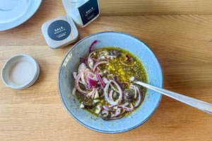 Zutaten f&uuml;r die Marinade verr&uuml;hren