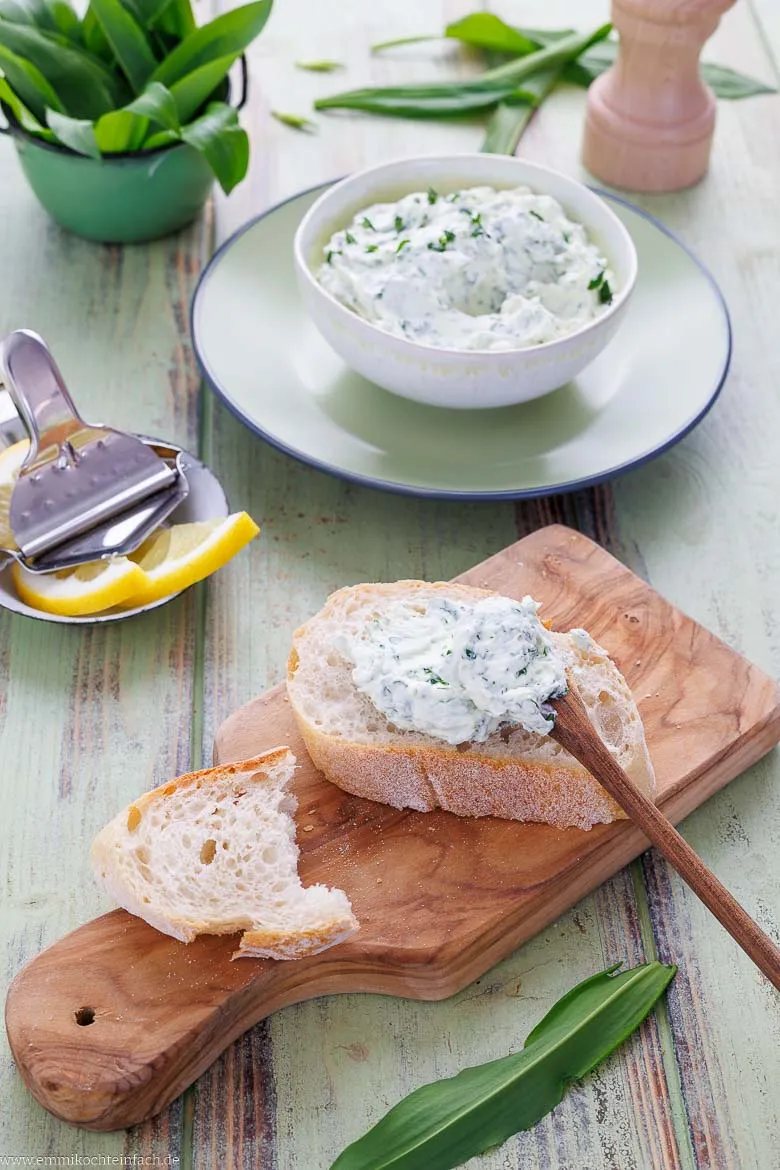 Beilagen zum B&auml;rlauch-Frischk&auml;se-Dip