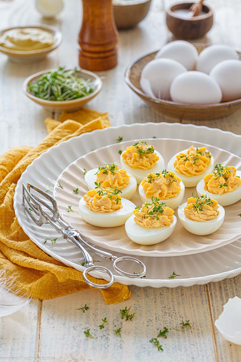 Gef&uuml;llte Eier nach Omas Rezept