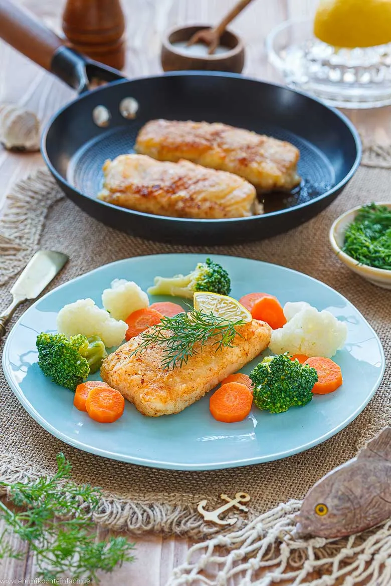 Zartes und knuspriges Fischfilet aus der Pfanne