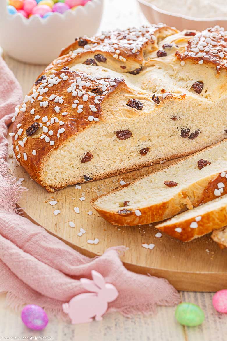 Osterbrot f&uuml;r das Osterfr&uuml;hst&uuml;ck oder den Oster-Brunch
