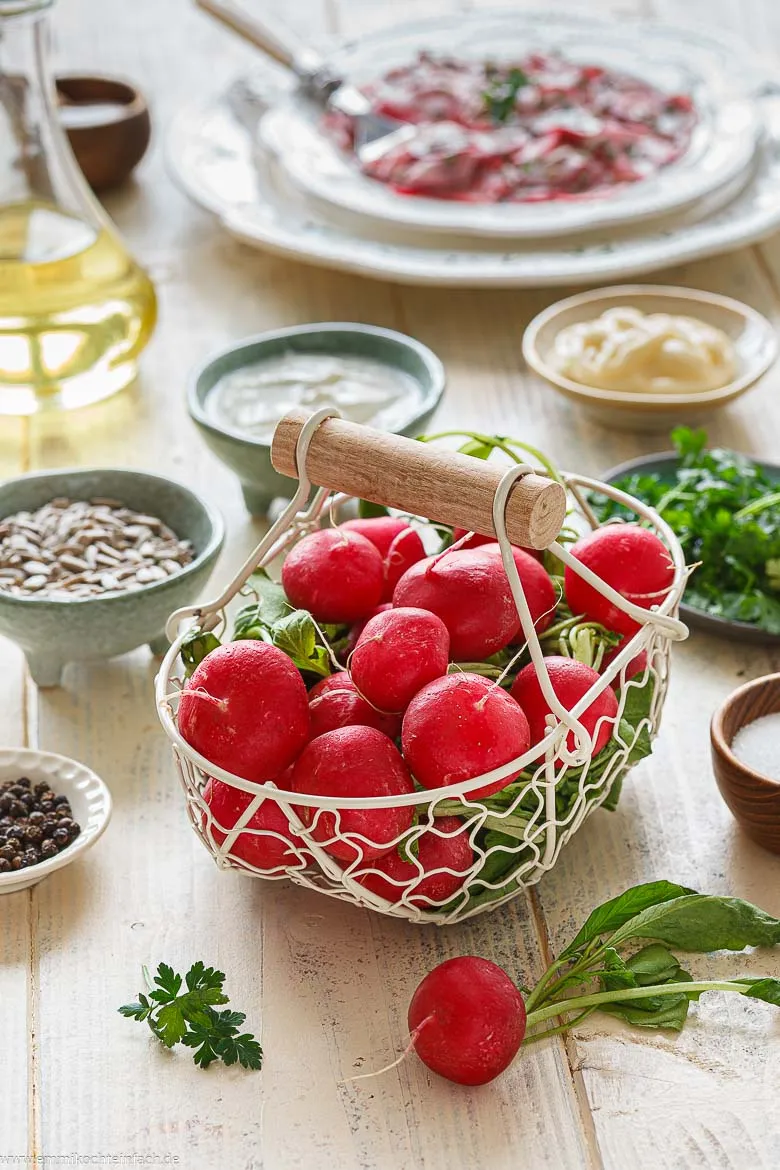Zutaten f&uuml;r Radieschensalat