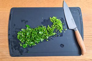 Petersilie klein hacken