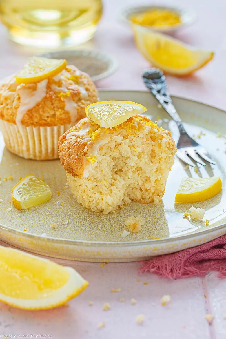 Zitronenmuffins mit Glasur