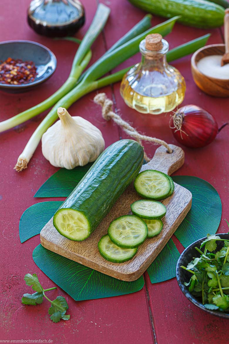 Zutaten f&uuml;r Asiatischen Gurkensalat