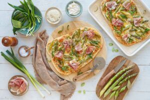 Rezept für Flammkuchen mit Spargel
