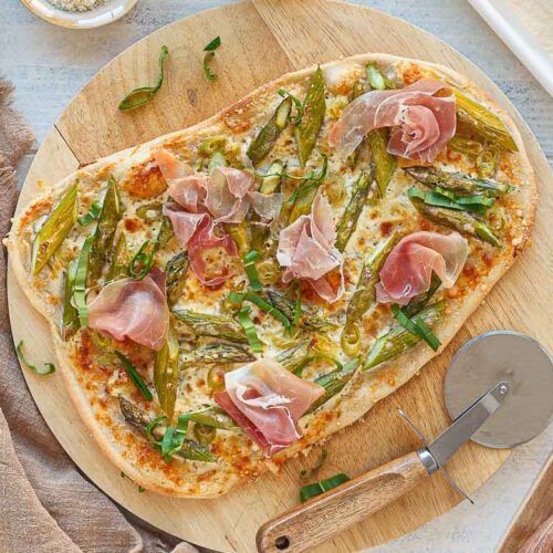 Flammkuchen Mit Spargel Und Schinken