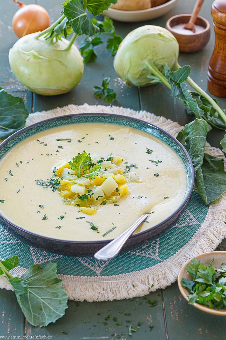 Omas Kohlrabisuppe
