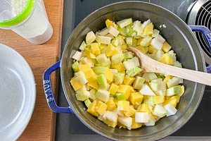Kohlrabi, Kartoffeln und Sellerie mit and&uuml;nsten.