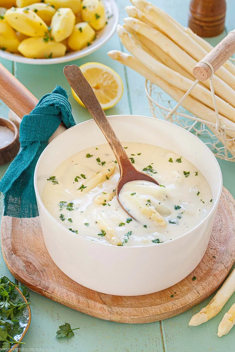 Saisonales Ragout-Rezept mit wei&szlig;em Spargel