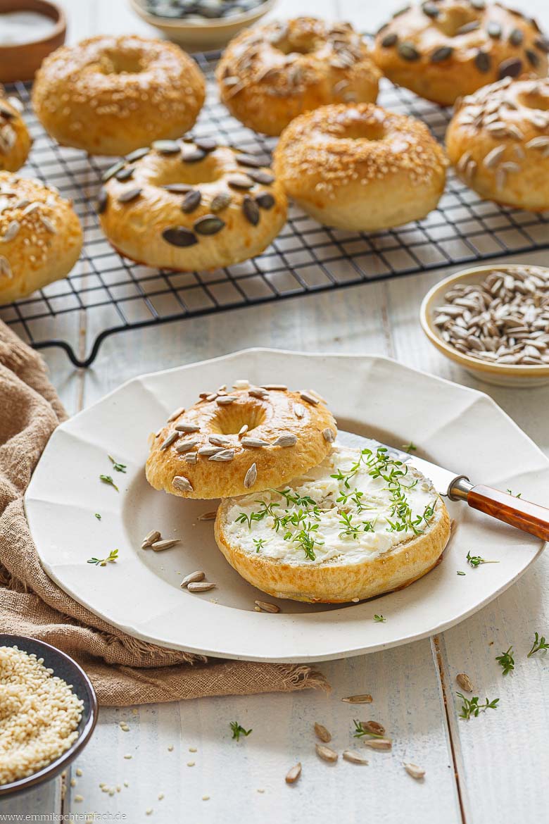 Bagel belegen, am liebsten wie in New York mit Frischk&auml;se