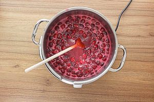 Unter Rühren kochen lassen