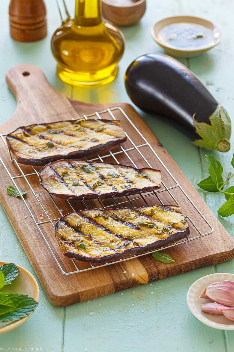 Aubergine grillen einfach & schnell