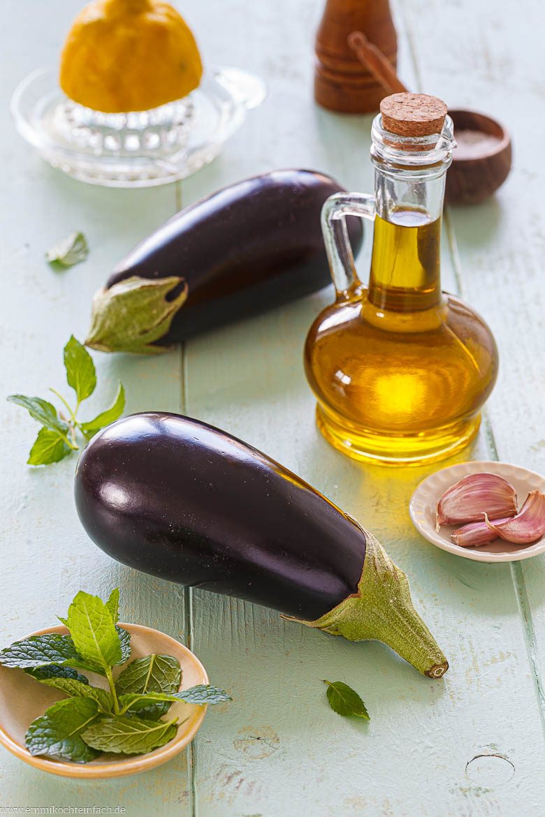 Zutaten für gegrillte Aubergine