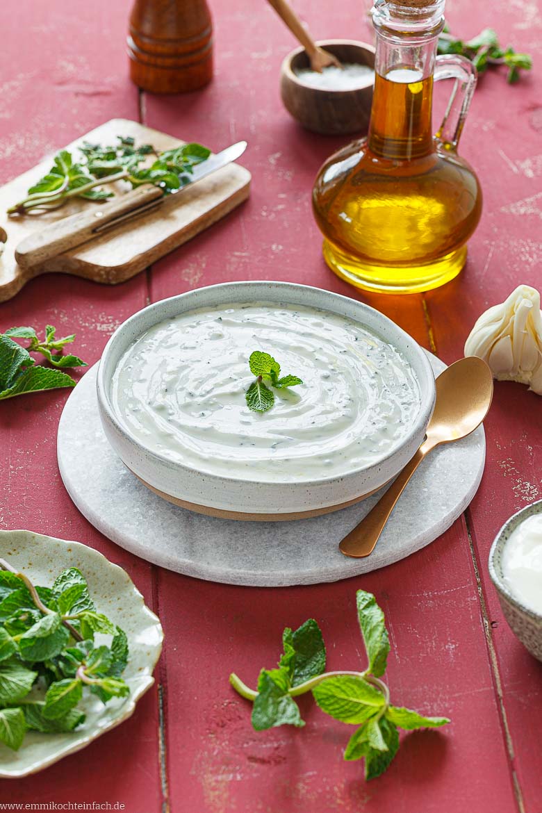 Minz-Joghurt-Dip selber machen