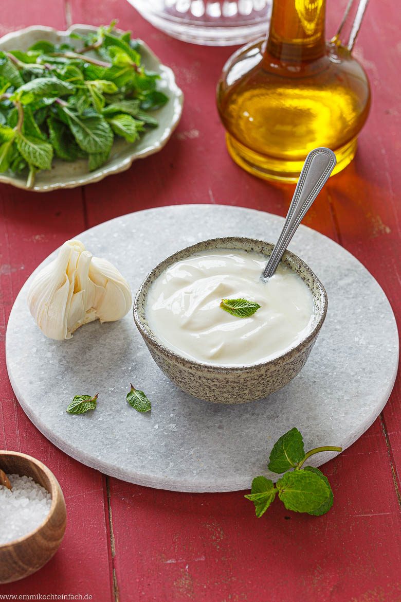 Zutaten f&uuml;r den Joghurt-Minz-Dip