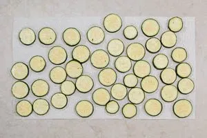 Zucchini abtupfen