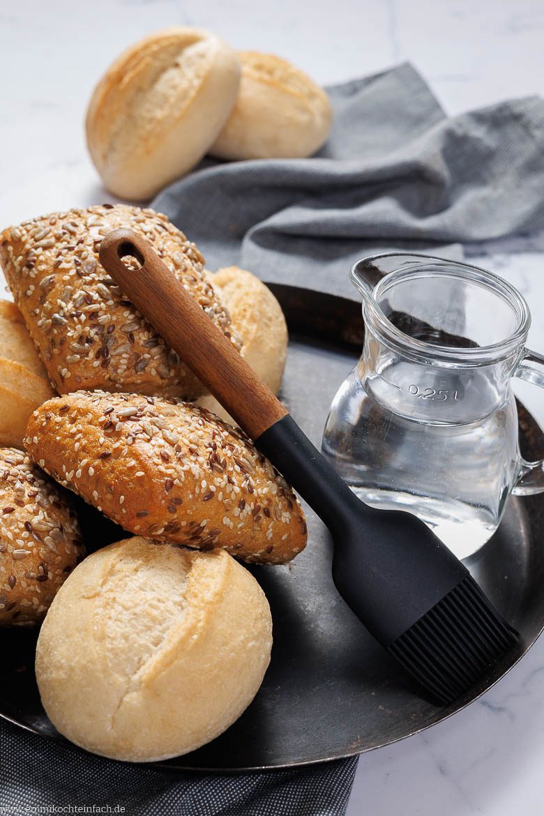Zutaten für schnelle Brötchen im Airfryer