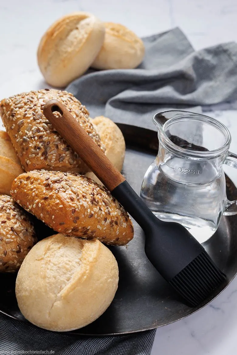 Zutaten für schnelle Brötchen im Airfryer
