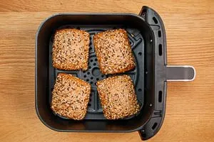 TK-Brötchen in der Heißluftfritteuse aufbacken