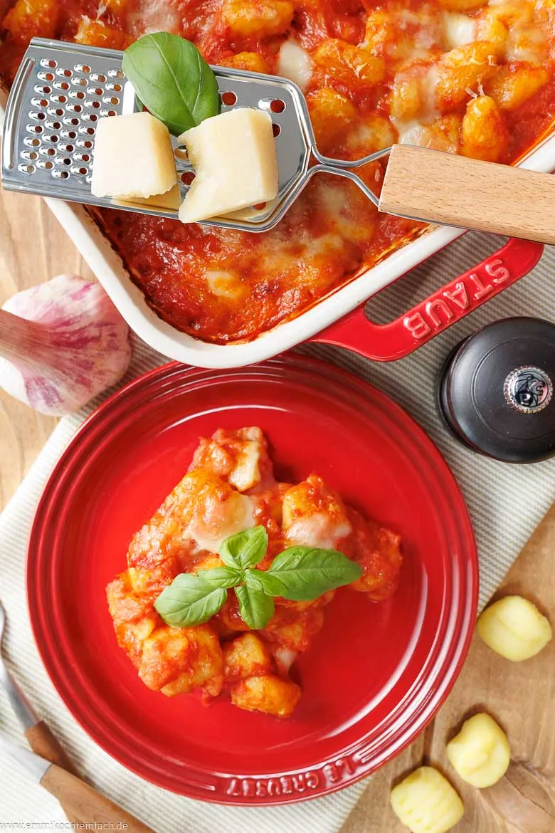 Gnocchi-Auflauf mit Tomatenso&szlig;e