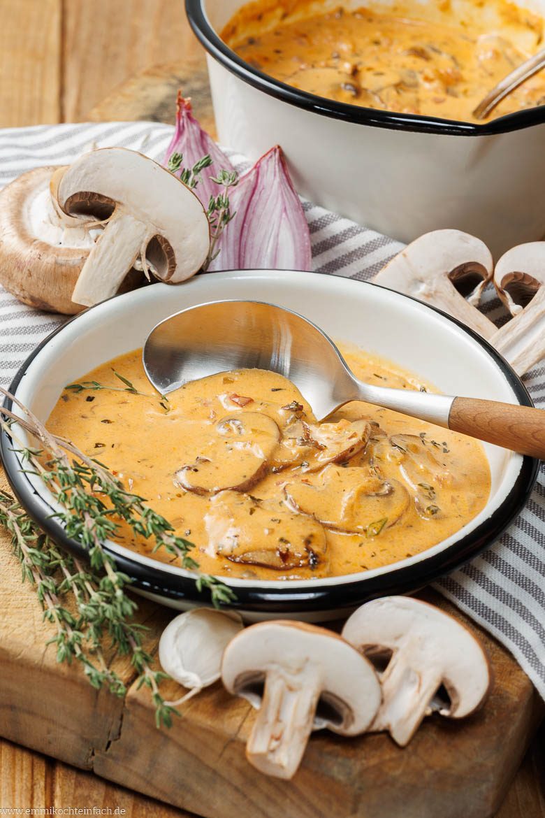 J&auml;gerso&szlig;e zu J&auml;gerschnitzel, Steak oder Sp&auml;tzlen