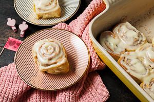 Servierfertige Cinnamon Rolls
