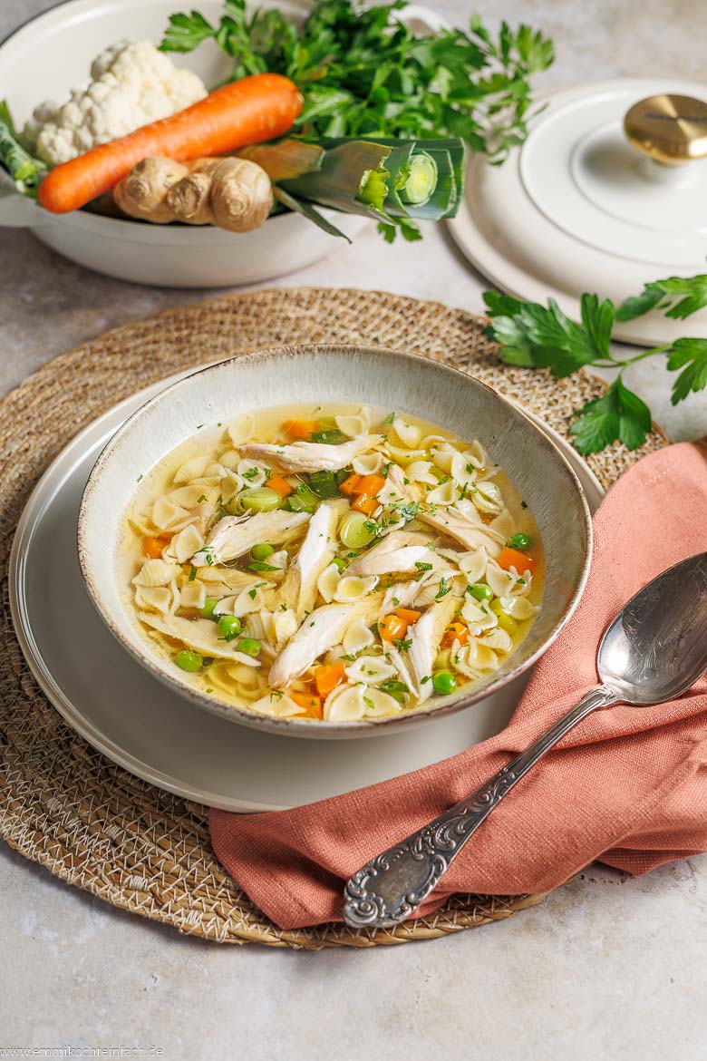 Emmis klassische H&uuml;hnersuppe